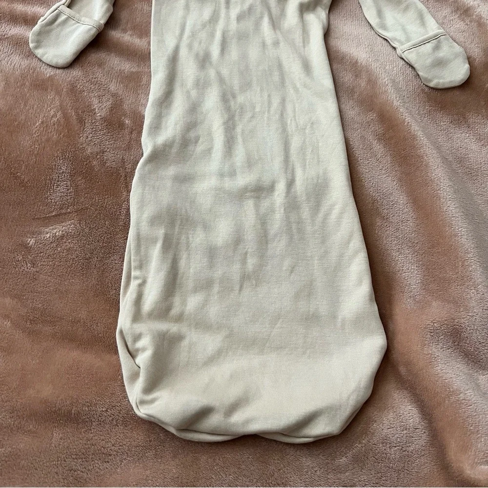 Goumi Jamms Baby Gown 3-6M Tan Bamboo Organic Cotton Snap Front Sleeper NWT